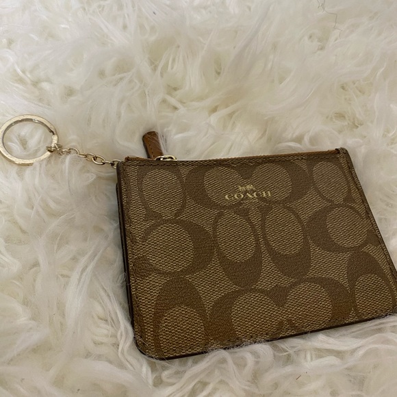 Coach Accessories - Coach keychain card holder Coach Accessories - Coach keychain card holder